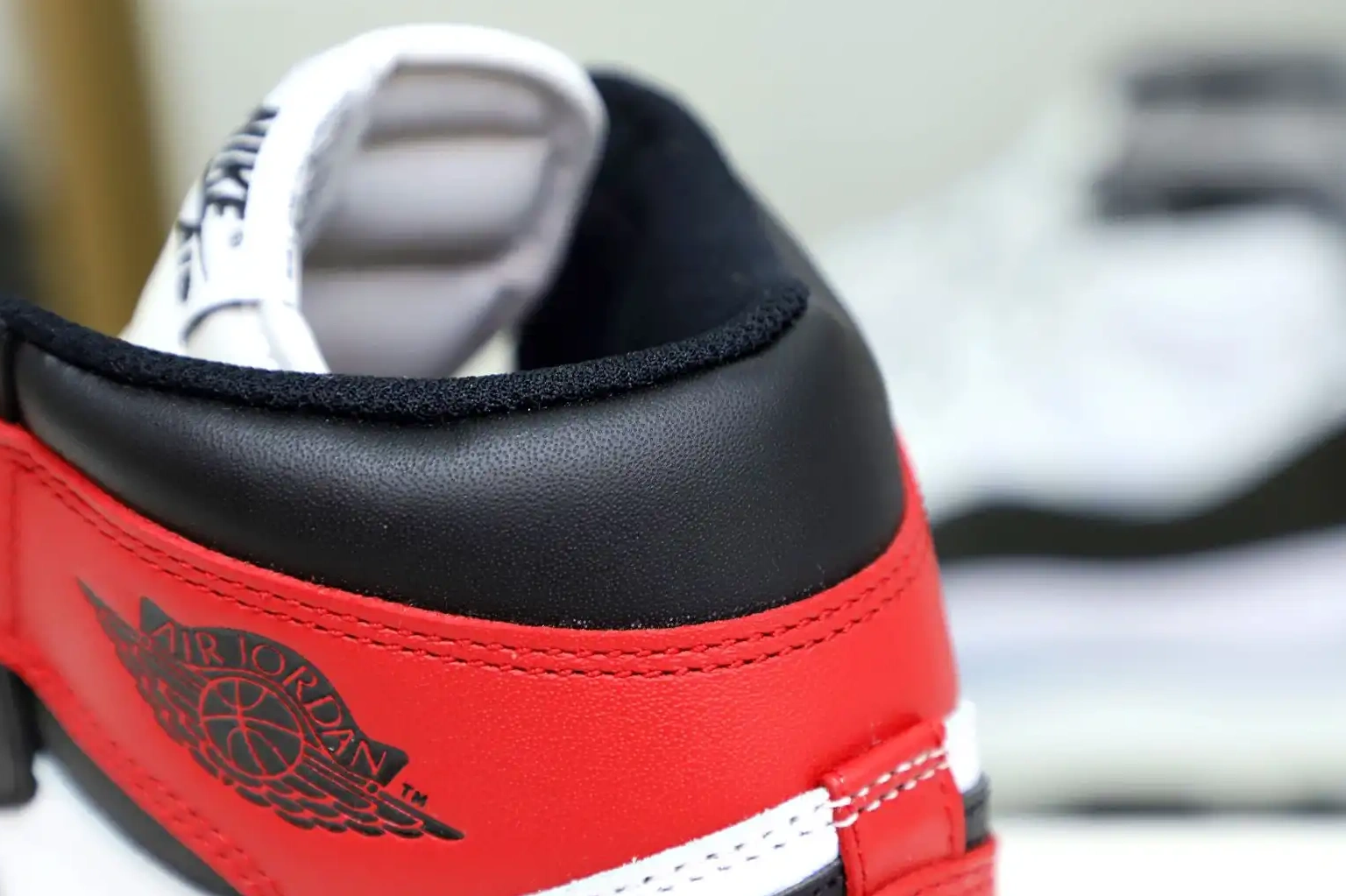 (2016) Retro Kimikick Jordan Black 1 Toe Air 0602